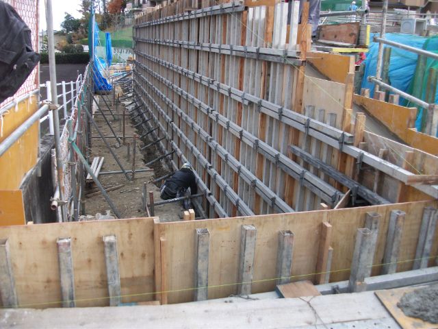 （仮称）吹田市青葉丘南マンション計画 新築工事 施工中